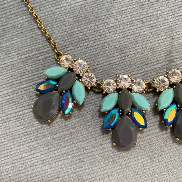J.Crew blue gemstone vintage statement necklace with gold chain 9-12” drop - Picture 4 of 11